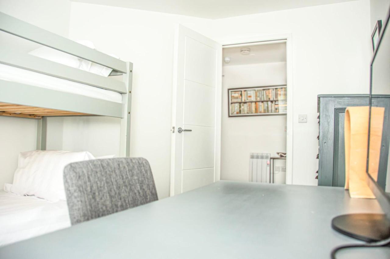 Magnolious Marr House City Centre Parking Бат Екстериор снимка
